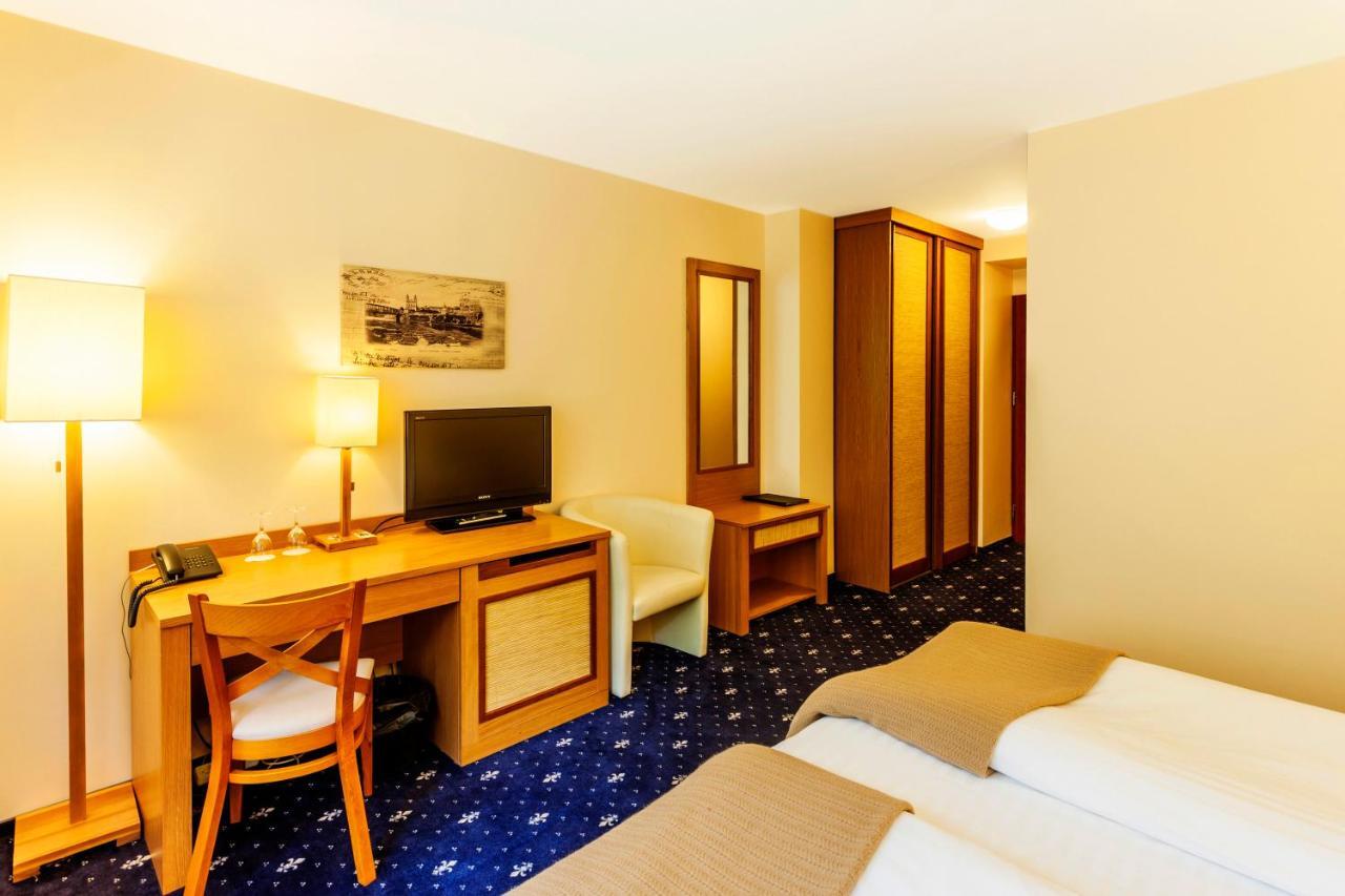 Park Villa Hotel Вилнюс Стая снимка